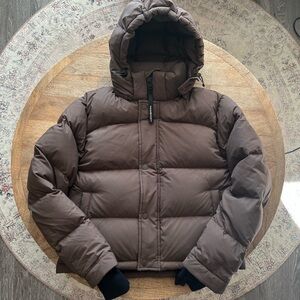 *NOT FOR SALE* Aritzia Super Puff Shorty Rich Mocha Brown 2XS